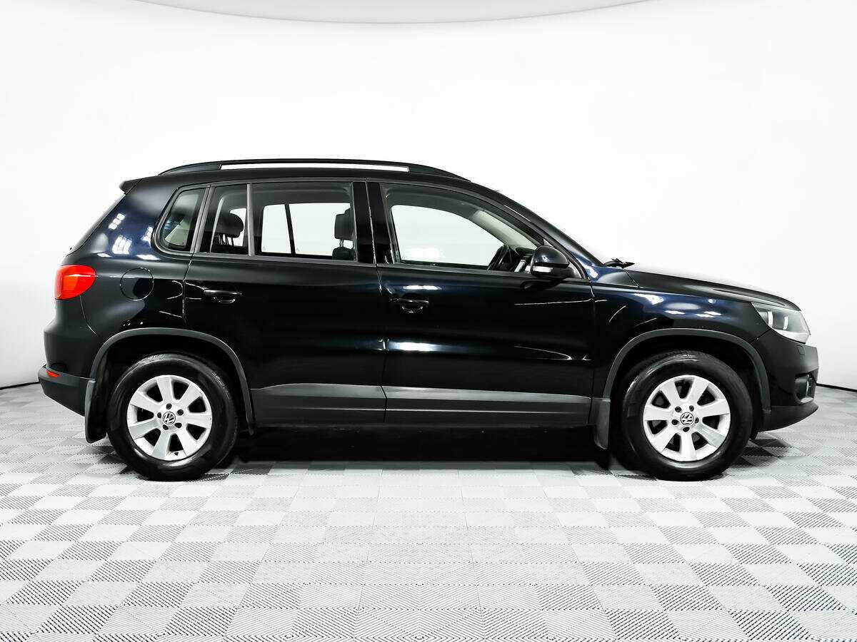 Volkswagen Tiguan 2012 года с пробегом. Фото: #3