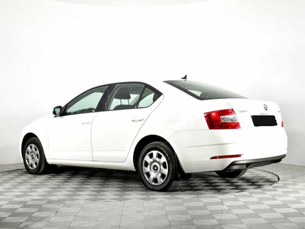 Skoda Octavia 2019 года с пробегом. Фото: #5