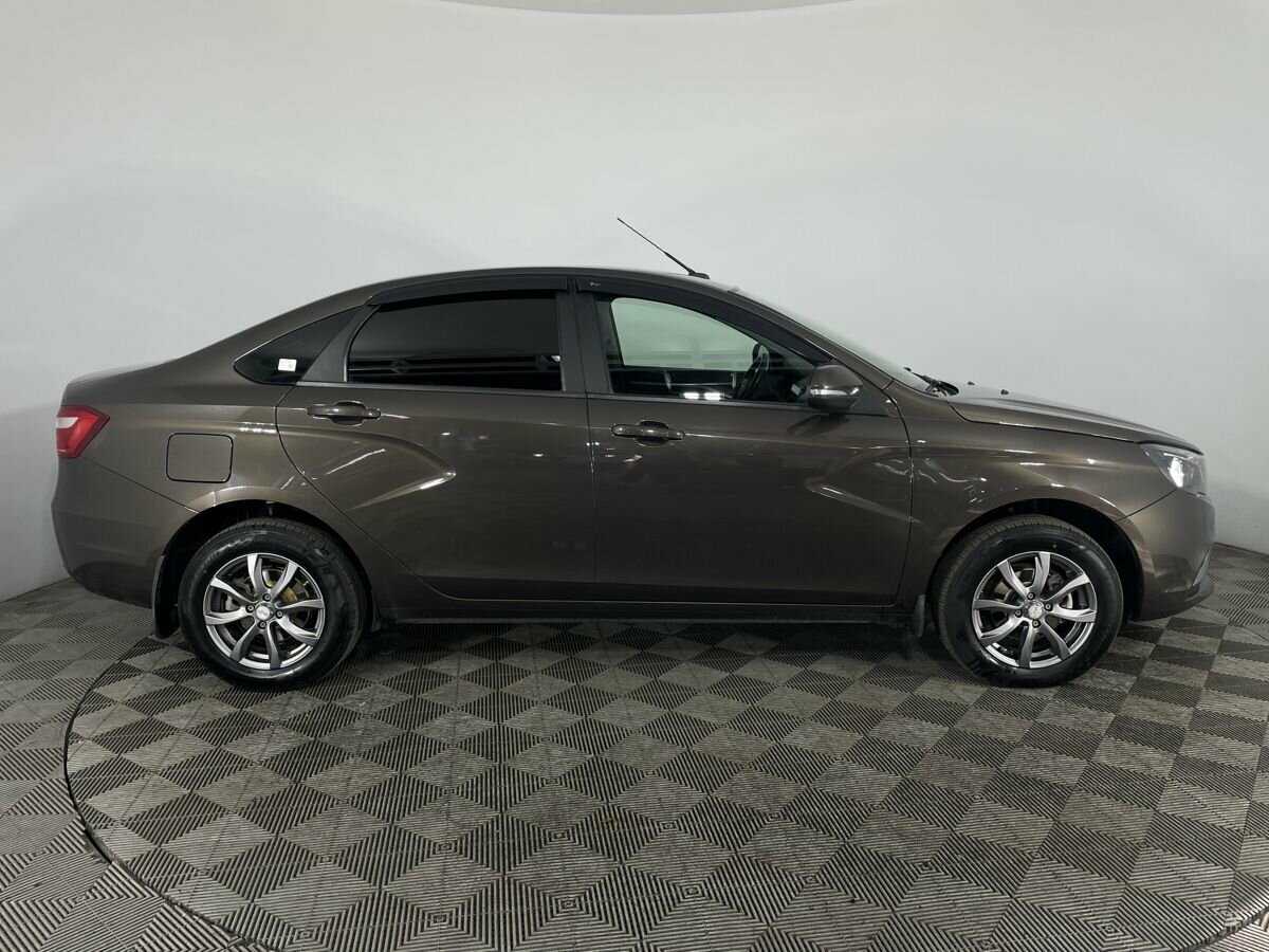 Lada (ВАЗ) Vesta 2021 года с пробегом. Фото: #3