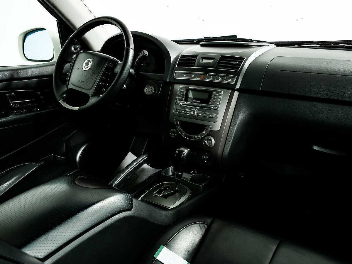 SsangYong Rexton 2013 года с пробегом. Фото: #8