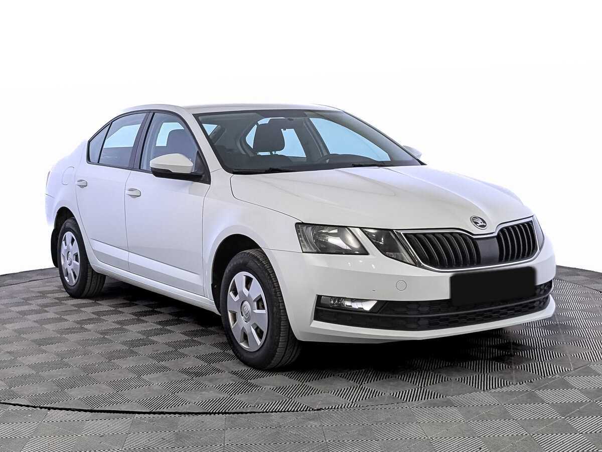 Skoda Octavia 2019 года с пробегом. Фото: #2