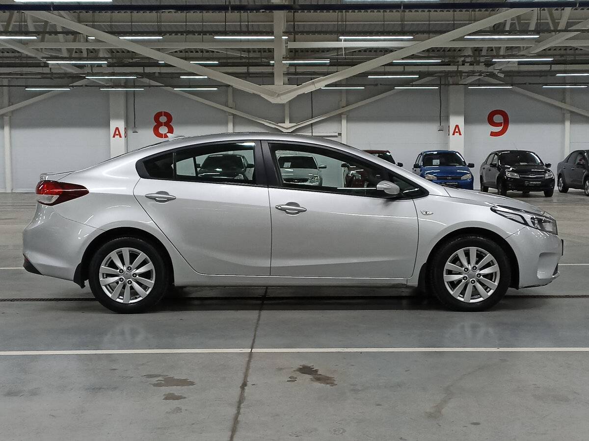 Kia Cerato 2018 года с пробегом. Фото: #3