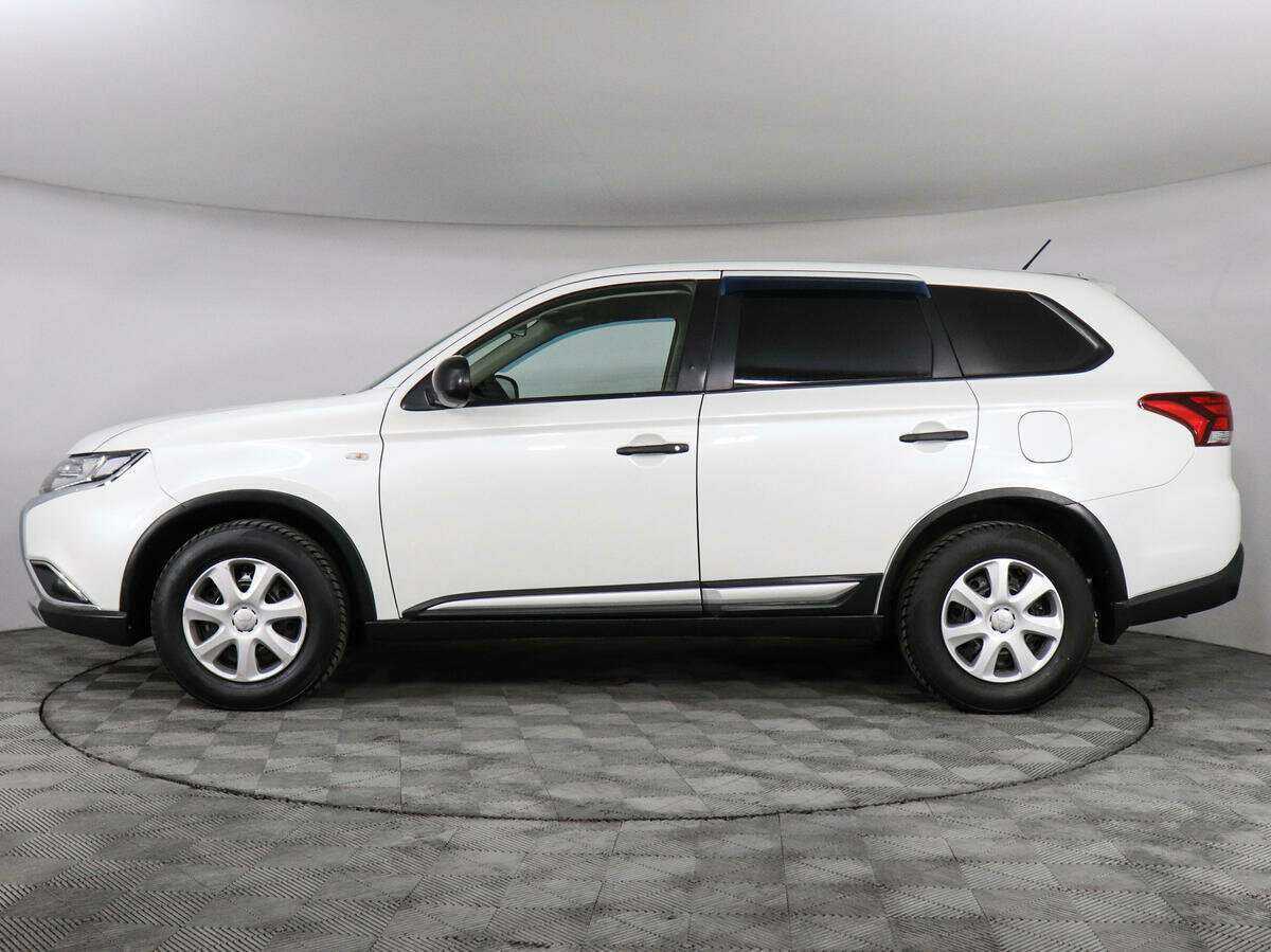 Mitsubishi Outlander 2015 года с пробегом. Фото: #7