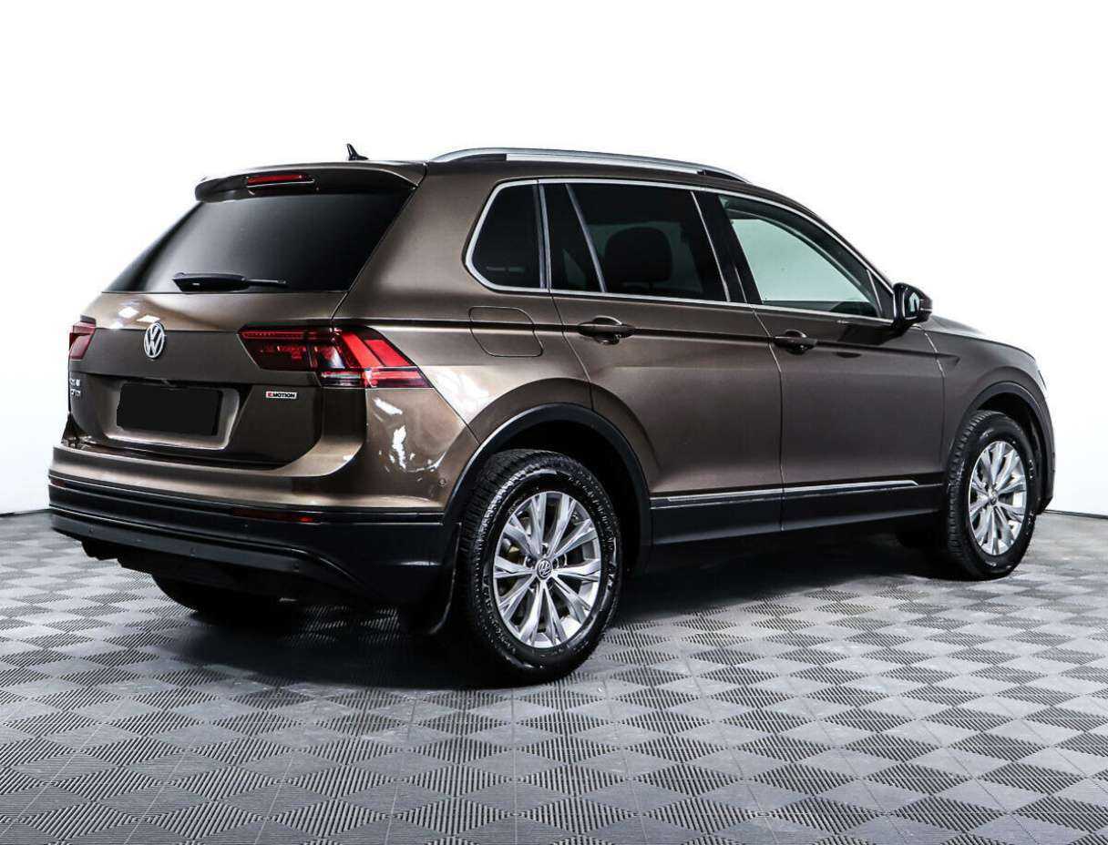 Volkswagen Tiguan 2018 года с пробегом. Фото: #4