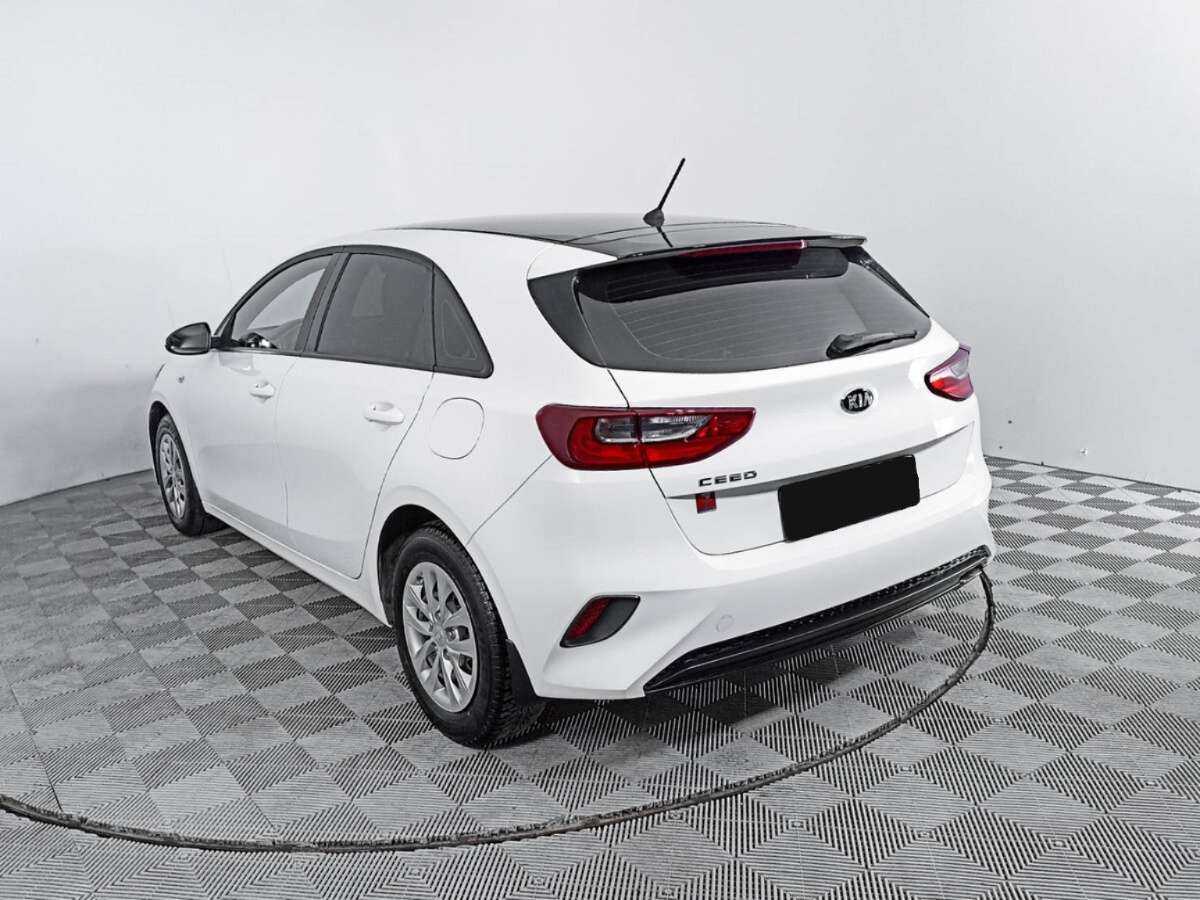 Kia Ceed 2019 года с пробегом. Фото: #6