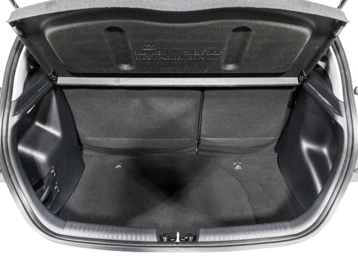 Kia Rio 2017 года с пробегом. Фото: #14