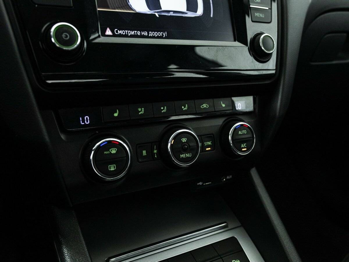 Skoda Octavia 2016 года с пробегом. Фото: #16
