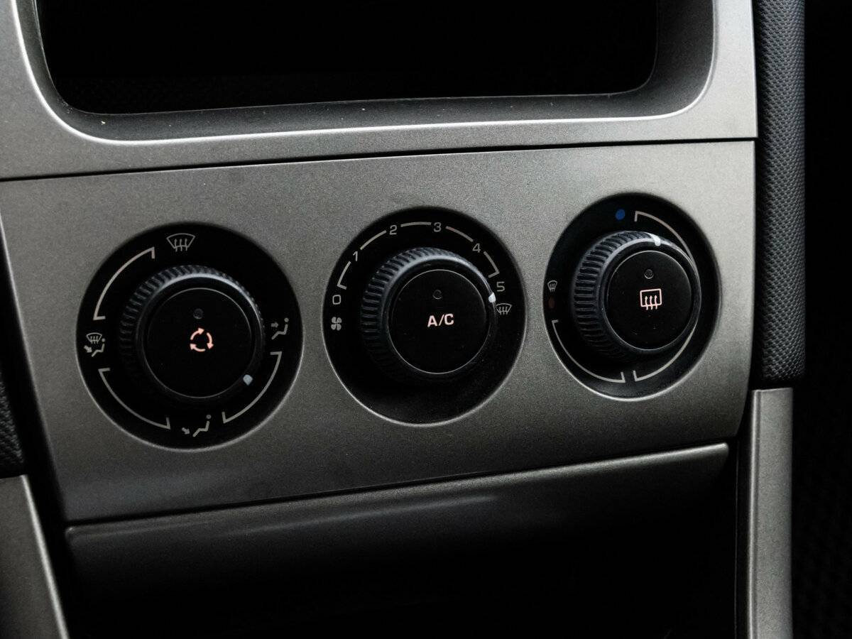 Peugeot 308 2012 года с пробегом. Фото: #10