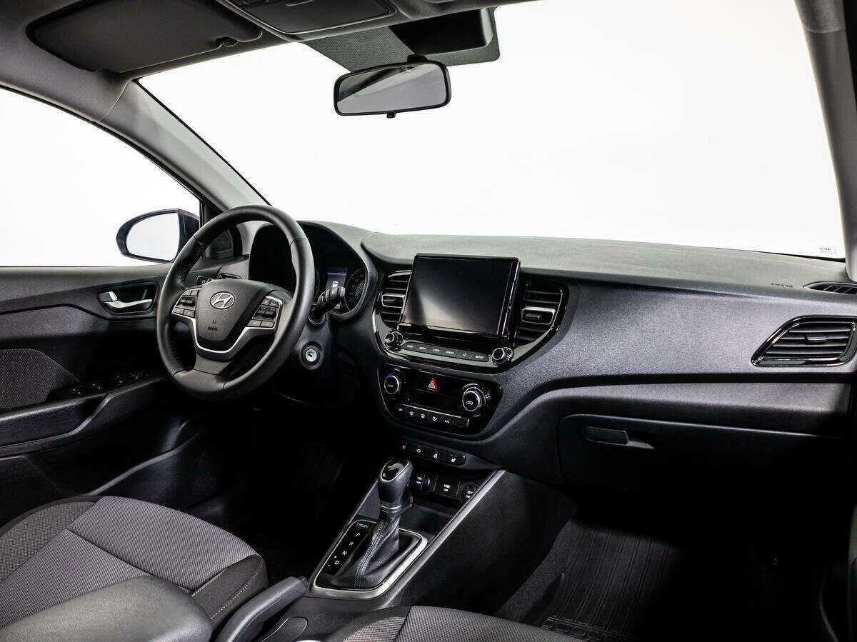 Hyundai Solaris 2021 года с пробегом. Фото: #8