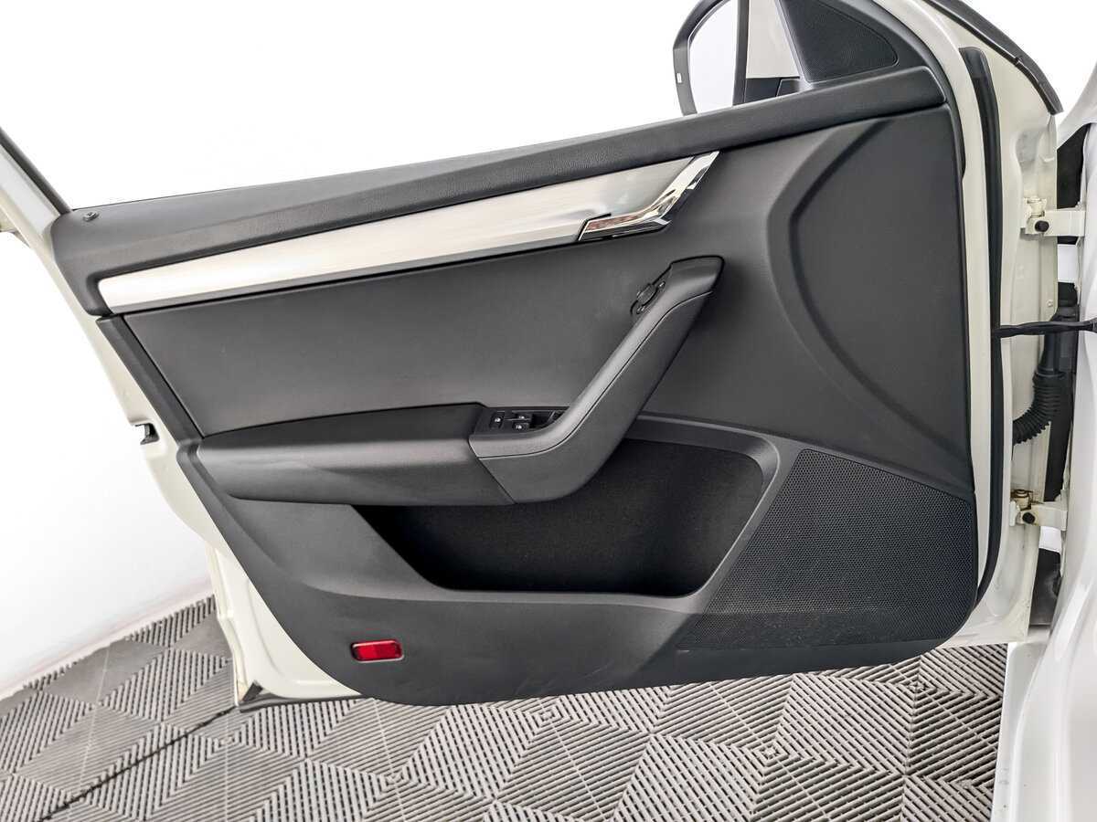 Skoda Octavia 2018 года с пробегом. Фото: #18