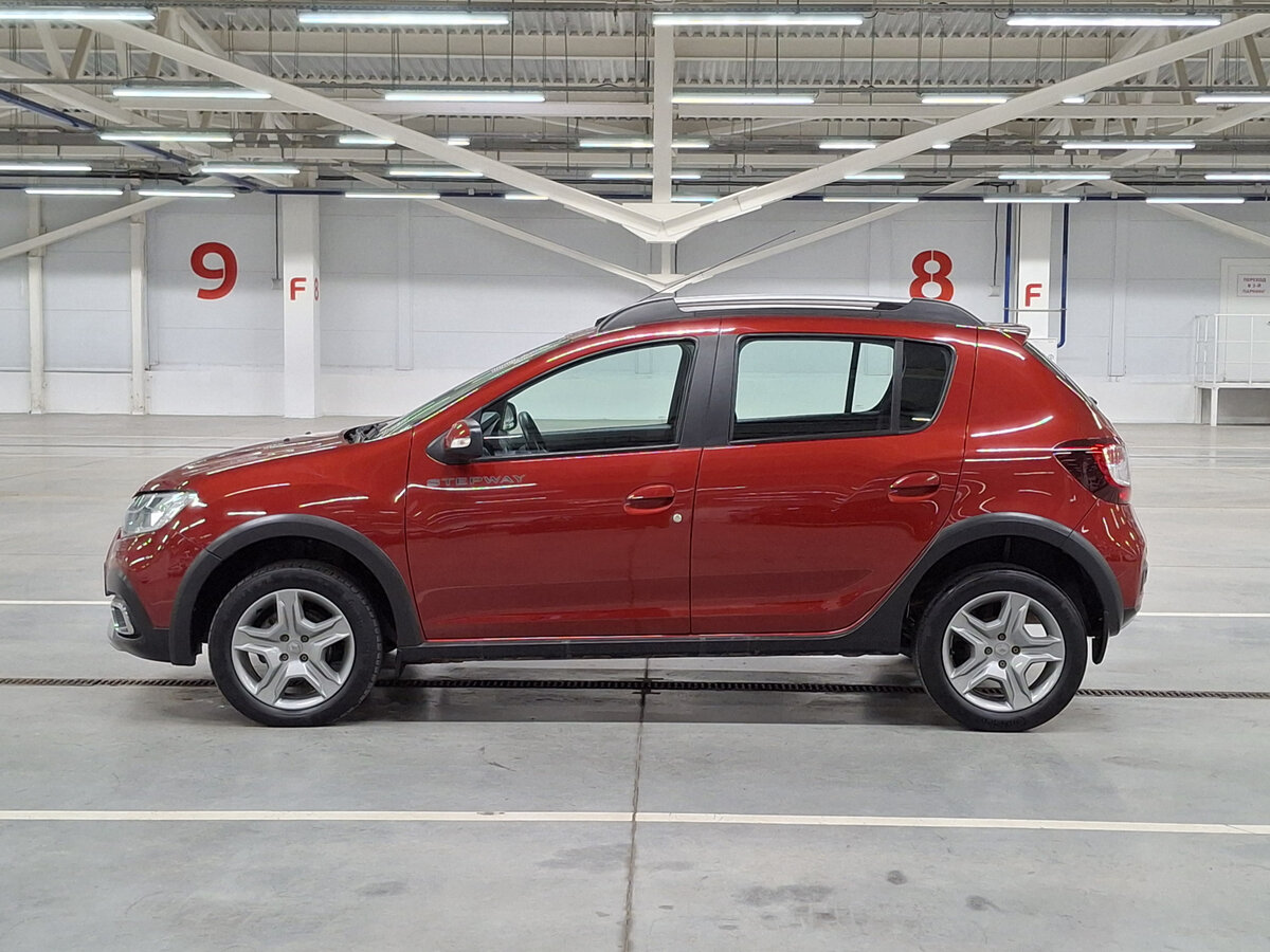 Renault Sandero 2021 года с пробегом. Фото: #7