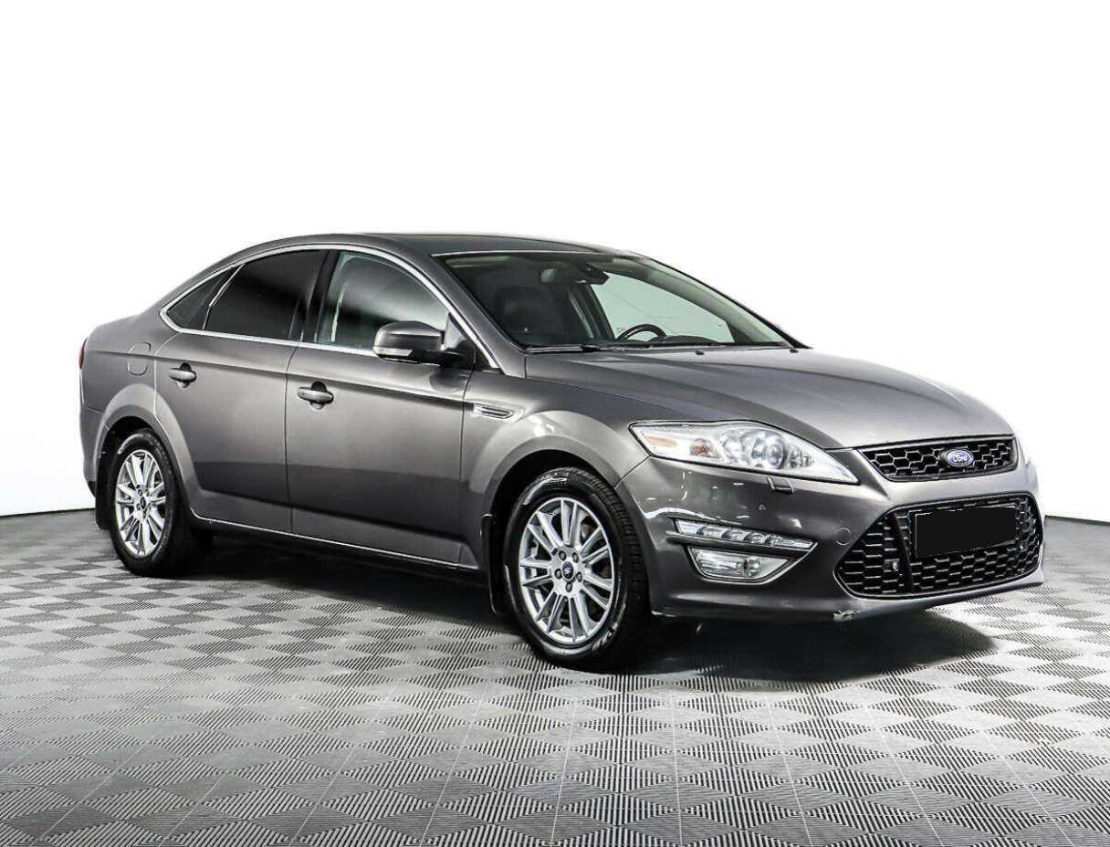 Ford Mondeo 2013 года с пробегом. Фото: #2