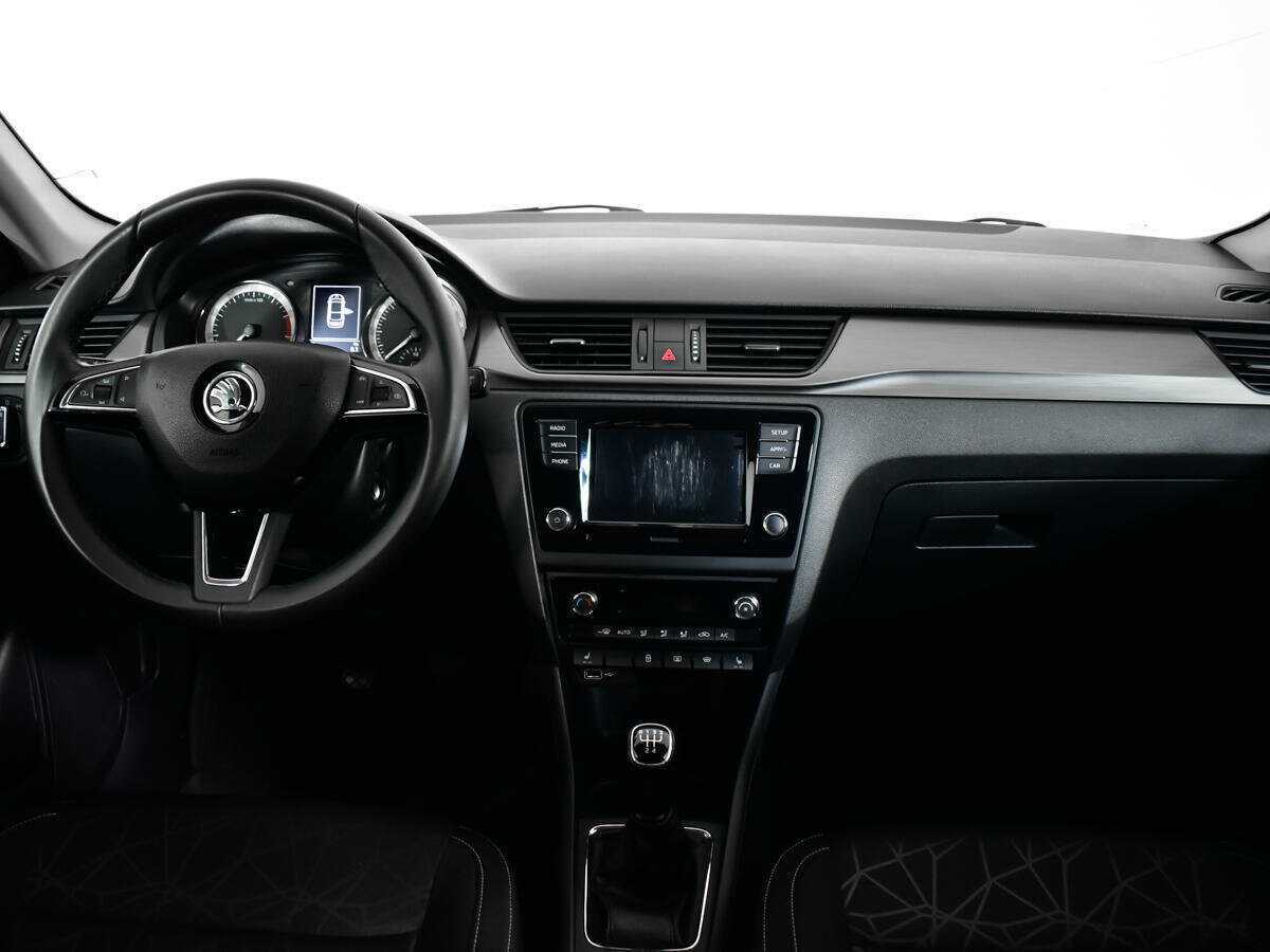 Skoda Rapid 2019 года с пробегом. Фото: #11