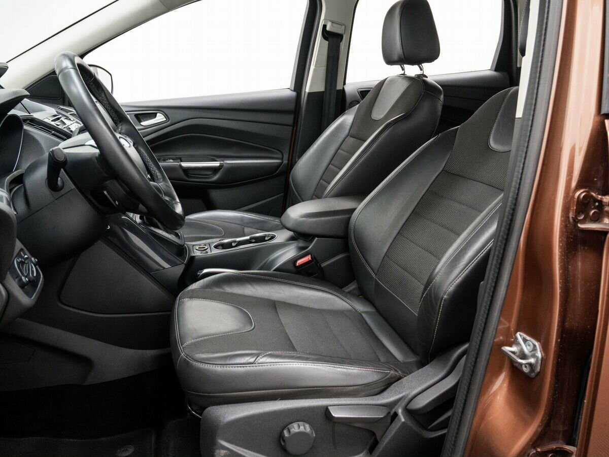 Ford Kuga 2015 года с пробегом. Фото: #14
