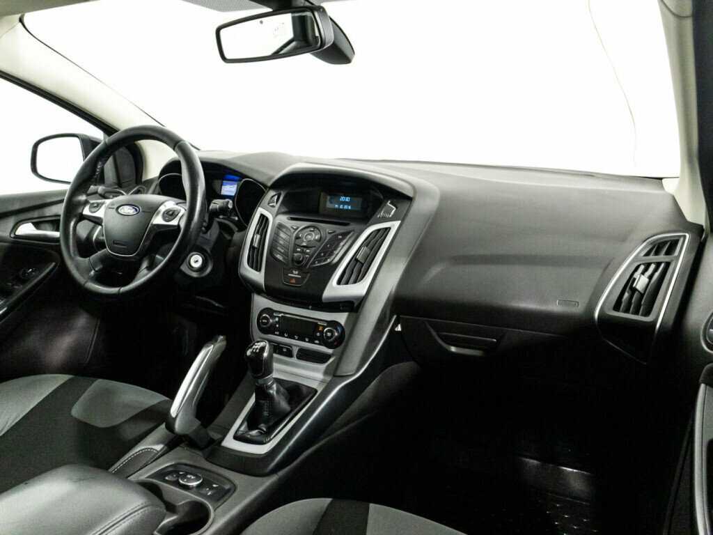 Ford Focus 2013 года с пробегом. Фото: #8