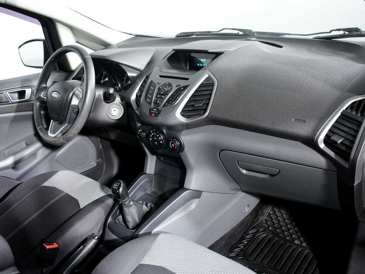 Ford EcoSport 2015 года с пробегом. Фото: #8