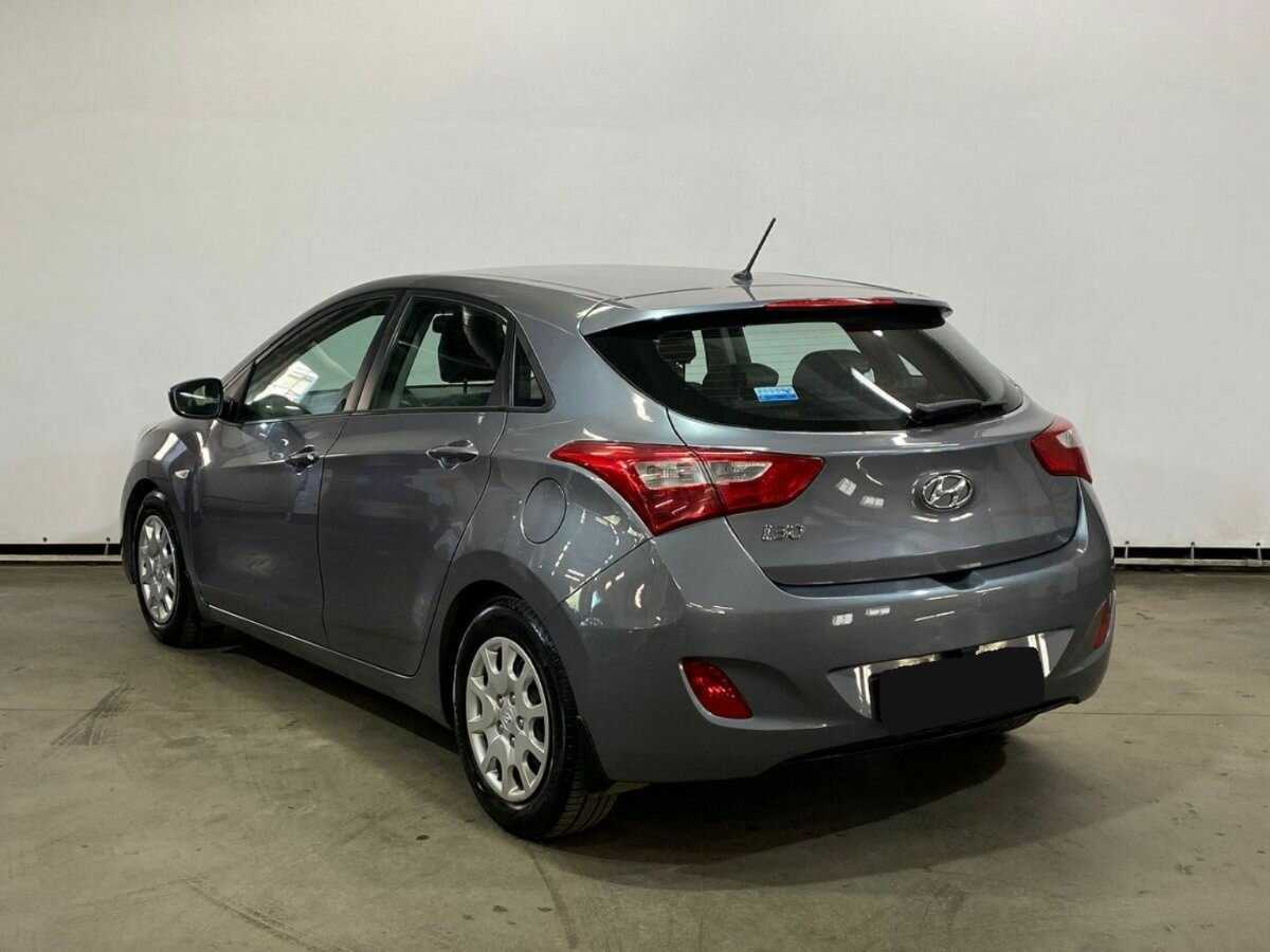 Hyundai i30 2013 года с пробегом. Фото: #5
