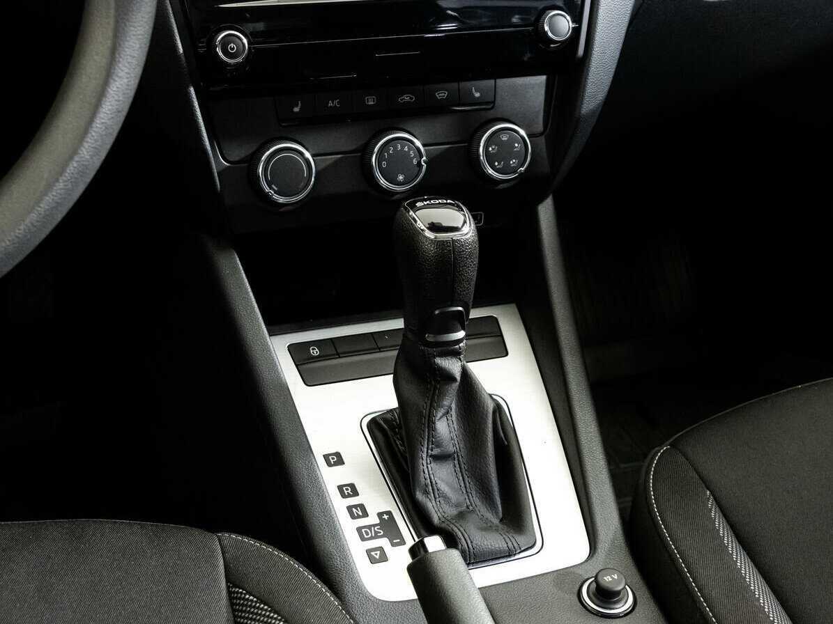 Skoda Octavia 2018 года с пробегом. Фото: #11