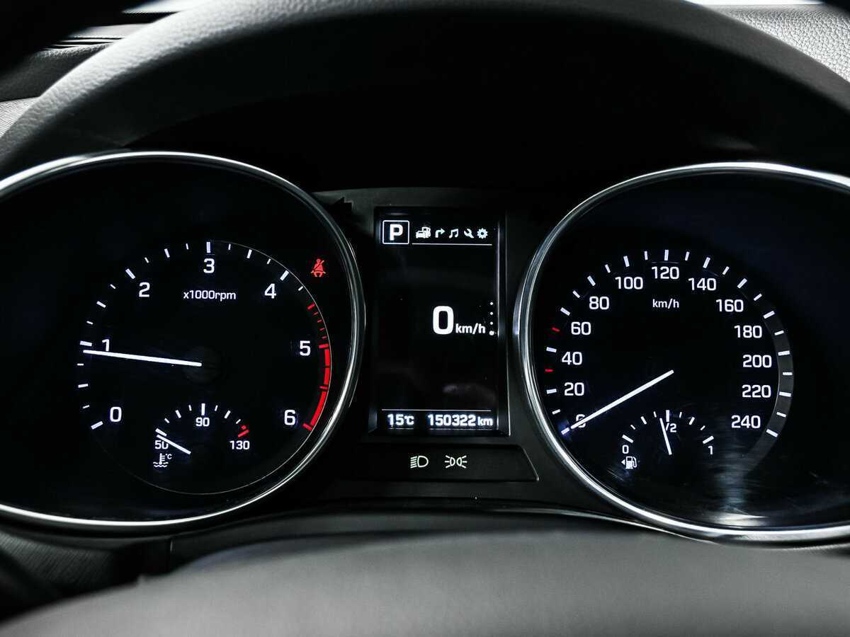 Hyundai Santa Fe 2017 года с пробегом. Фото: #9