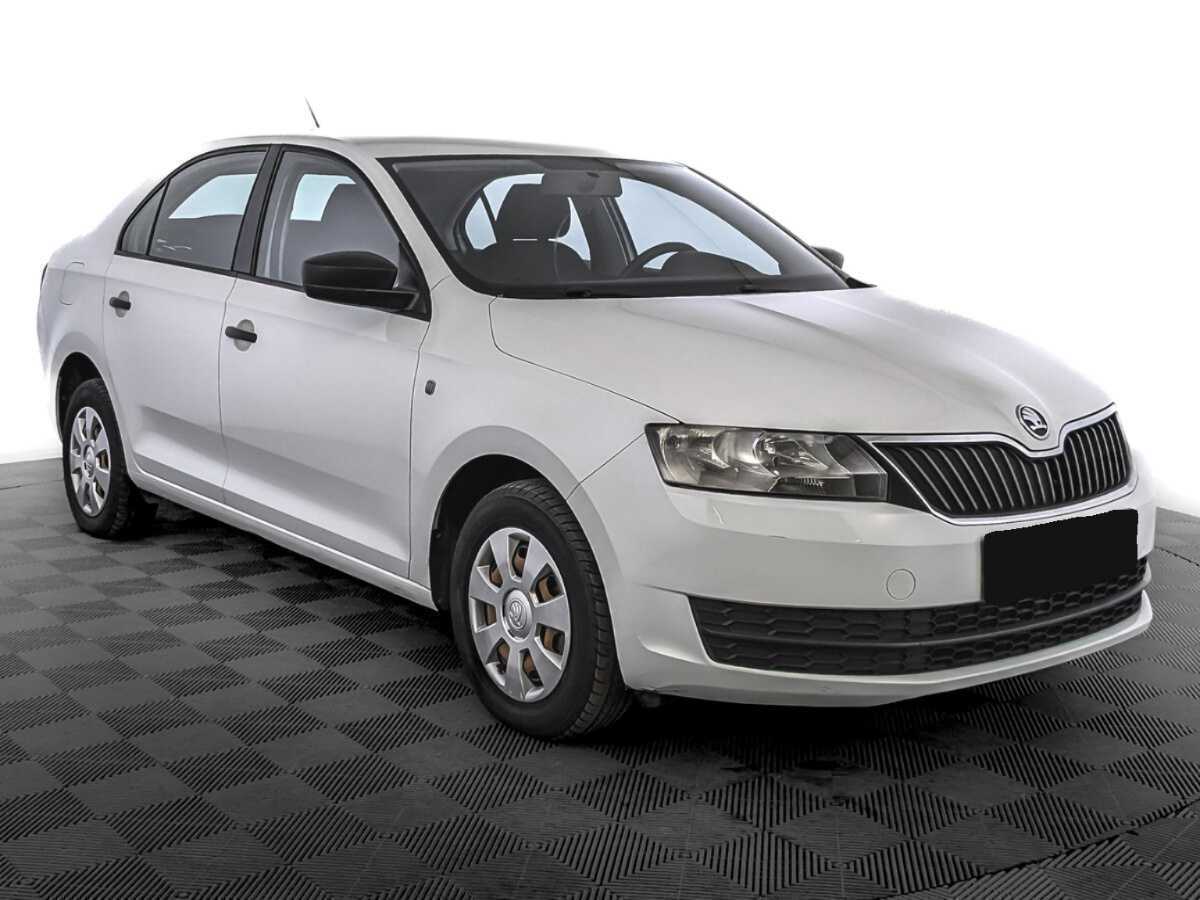 Skoda Rapid 2017 года с пробегом. Фото: #2