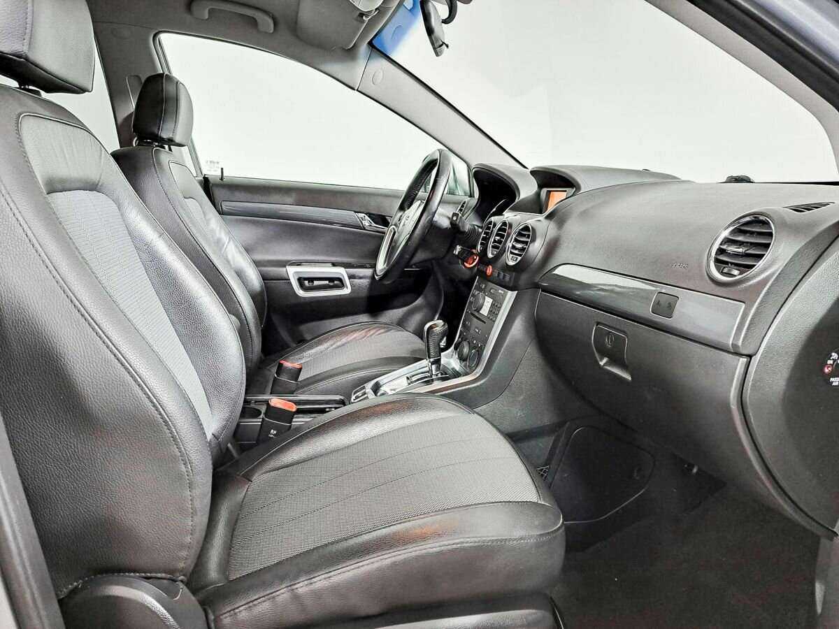 Opel Antara 2013 года с пробегом. Фото: #4