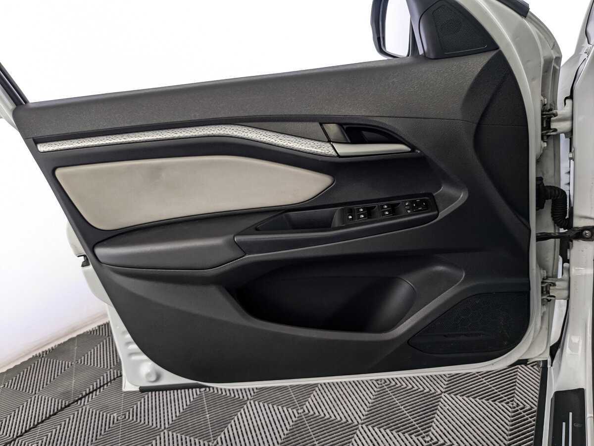 Lada (ВАЗ) Vesta 2021 года с пробегом. Фото: #14