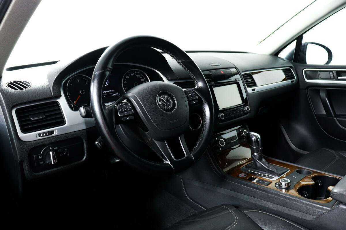 Volkswagen Touareg 2012 года с пробегом. Фото: #11
