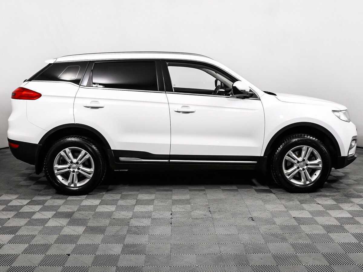 Geely Atlas 2018 года с пробегом. Фото: #3