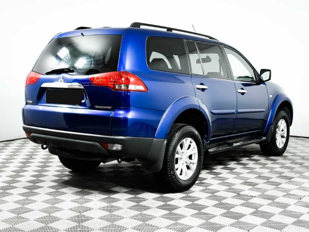 Mitsubishi Pajero Sport 2014 года с пробегом. Фото: #4