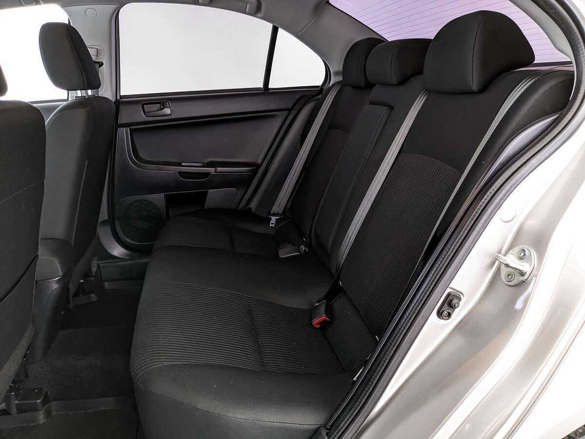 Mitsubishi Lancer 2015 года с пробегом. Фото: #12