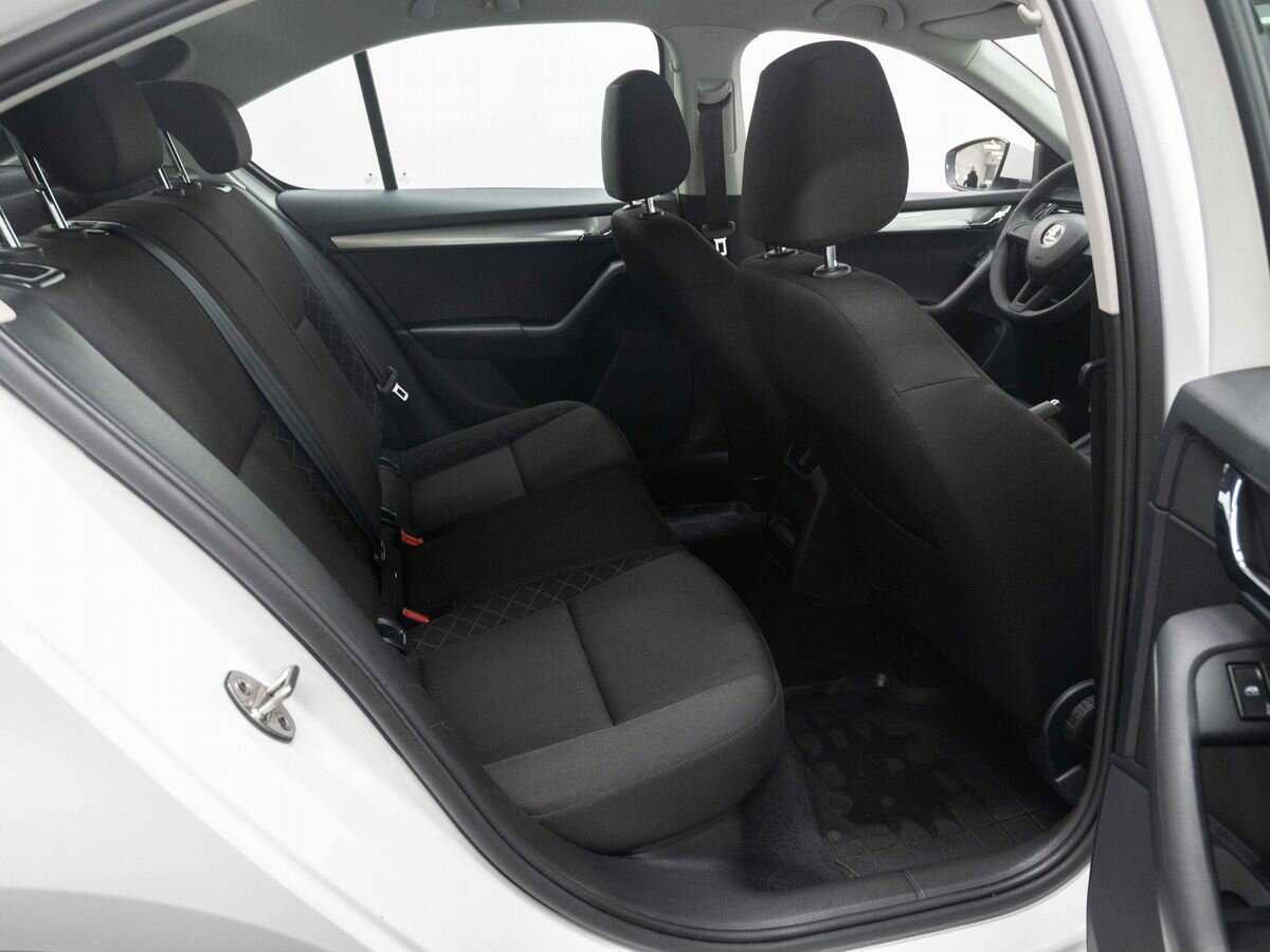 Skoda Octavia 2019 года с пробегом. Фото: #11