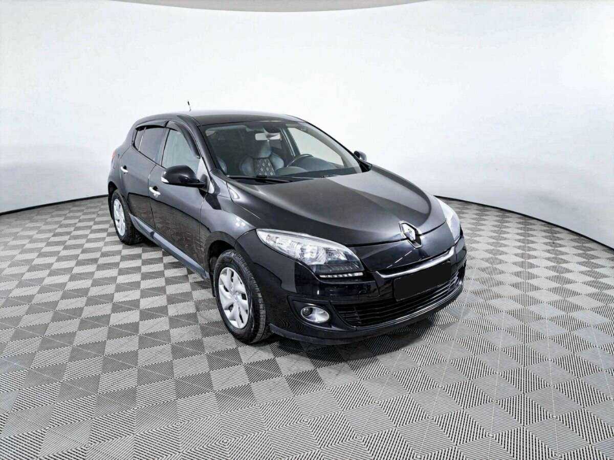 Renault Megane 2013 года с пробегом. Фото: #2