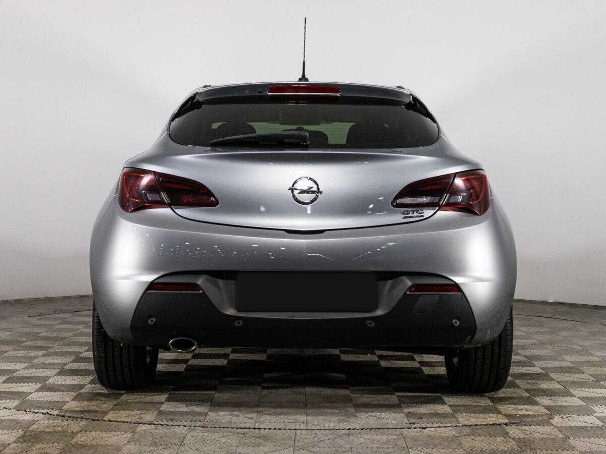 Opel Astra 2013 года с пробегом. Фото: #5