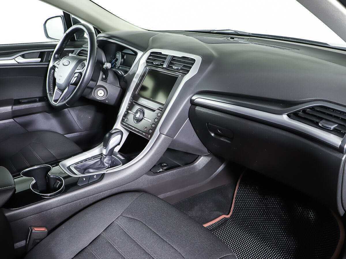 Ford Mondeo 2015 года с пробегом. Фото: #8