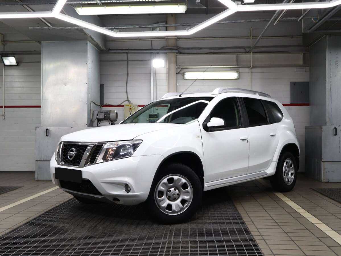 Nissan Terrano 2016 года с пробегом. Посмотреть фото