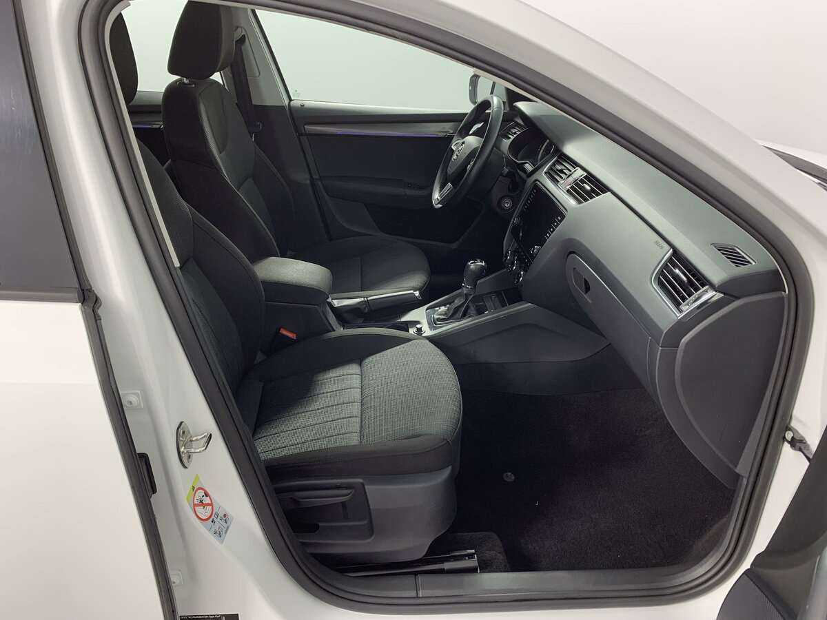 Skoda Octavia 2018 года с пробегом. Фото: #19