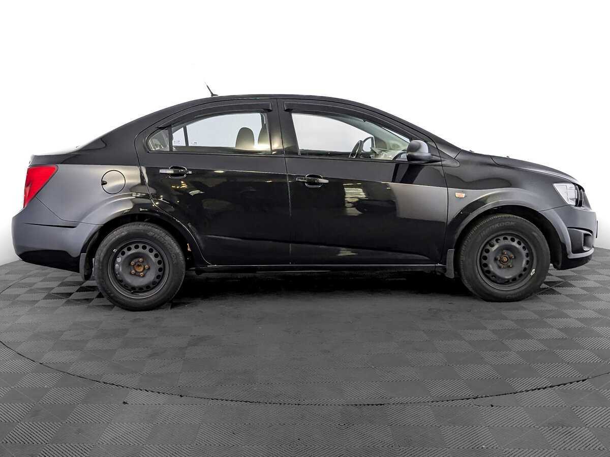 Chevrolet Aveo 2014 года с пробегом. Фото: #3
