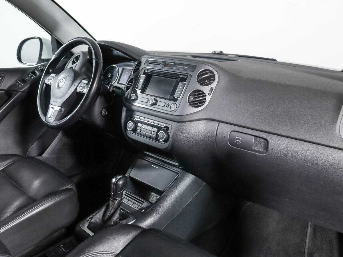 Volkswagen Tiguan 2012 года с пробегом. Фото: #6