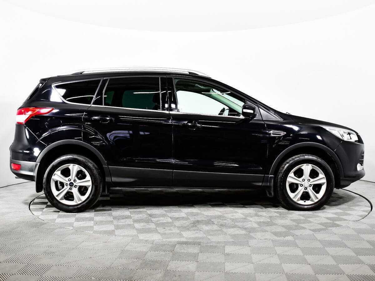 Ford Kuga 2015 года с пробегом. Фото: #3