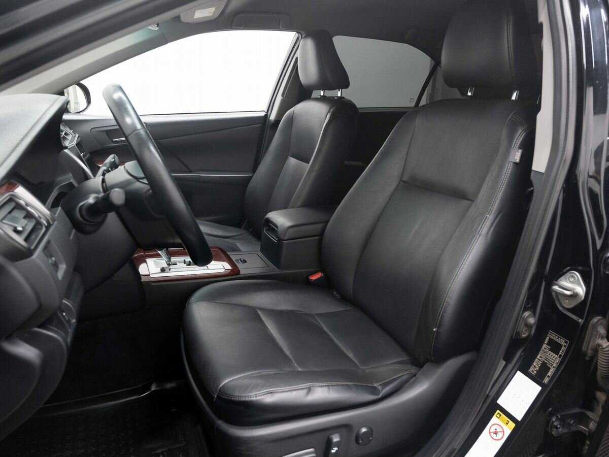 Toyota Camry 2012 года с пробегом. Фото: #7