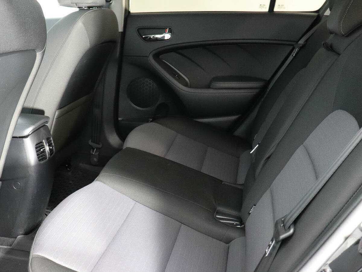 Kia Cerato 2018 года с пробегом. Фото: #10