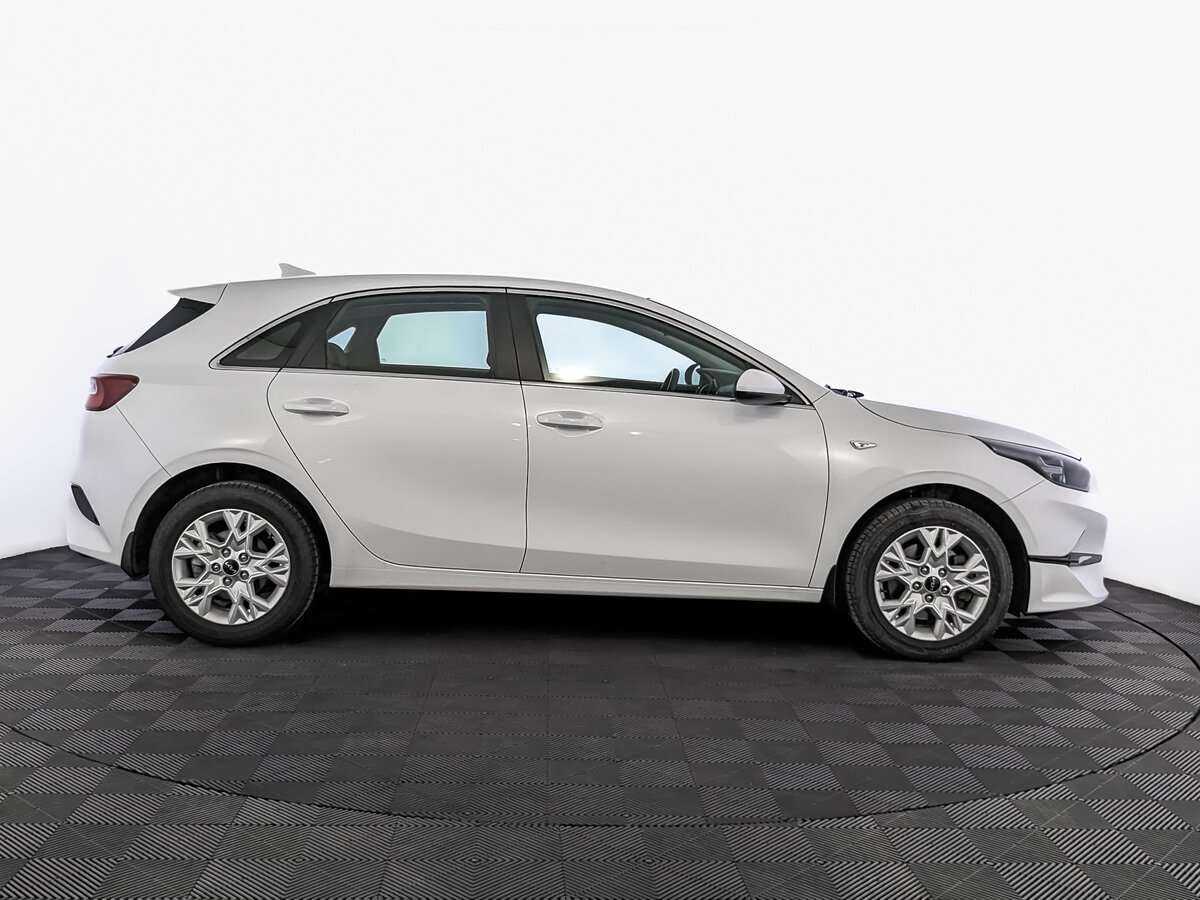 Kia Ceed 2022 года с пробегом. Фото: #3