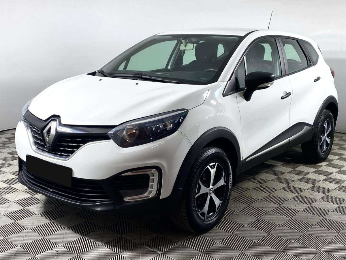 Renault Kaptur 2018 года с пробегом. Посмотреть фото