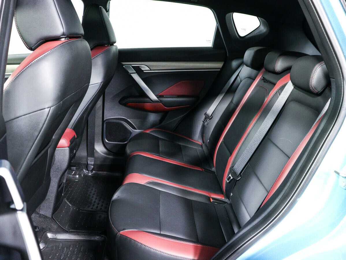 Geely Coolray 2023 года с пробегом. Фото: #7