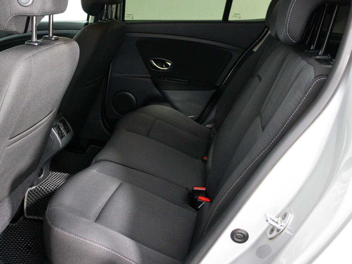 Renault Megane 2012 года с пробегом. Фото: #10