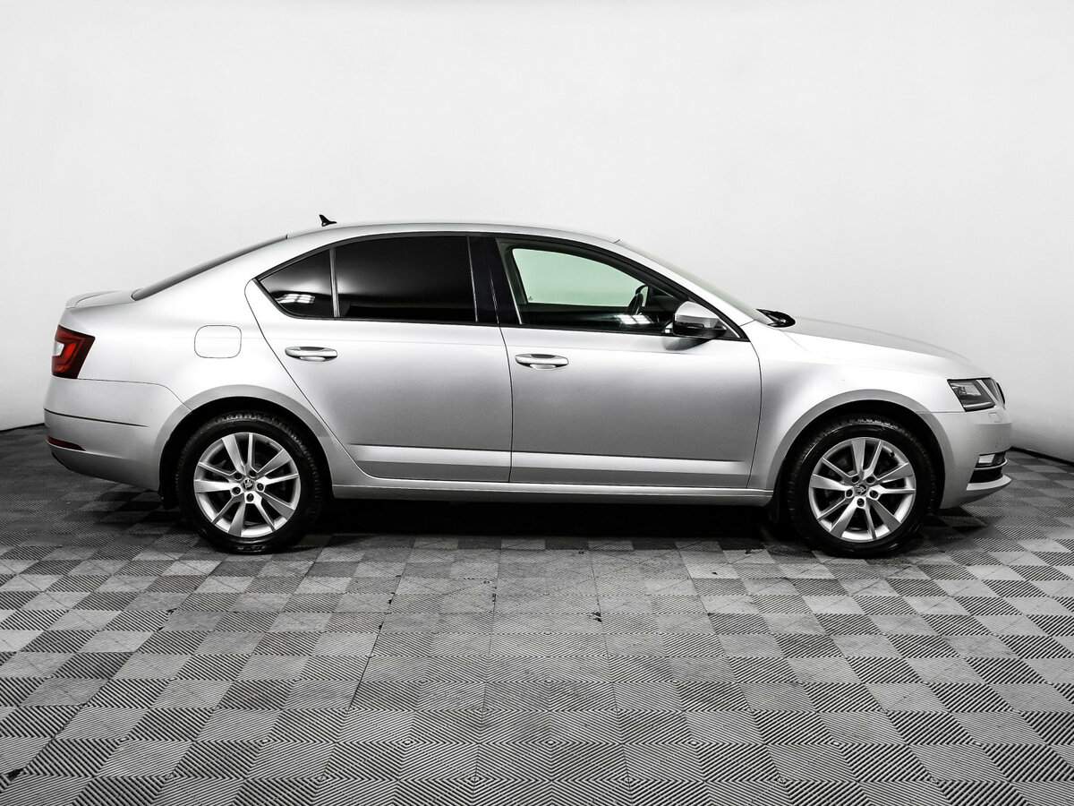 Skoda Octavia 2018 года с пробегом. Фото: #3