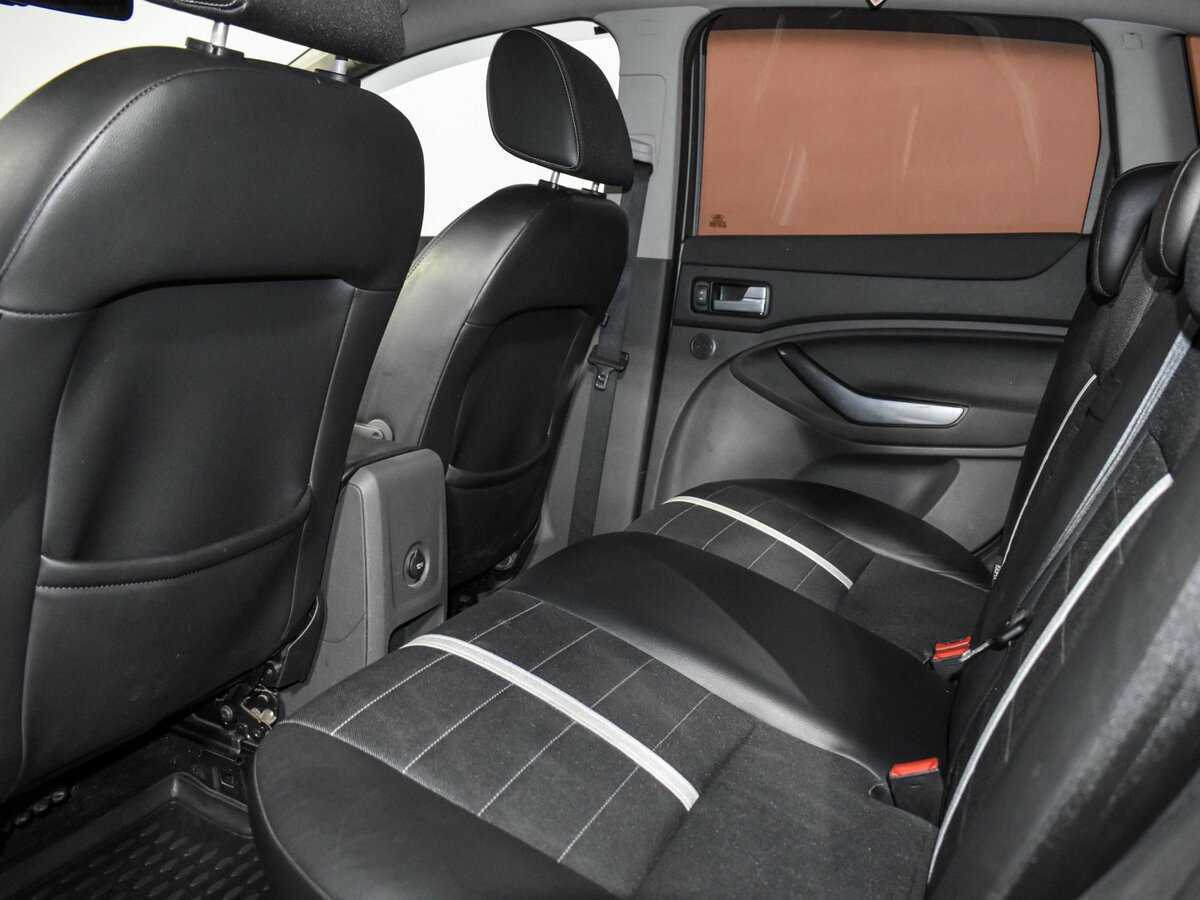 Ford Kuga 2012 года с пробегом. Фото: #13