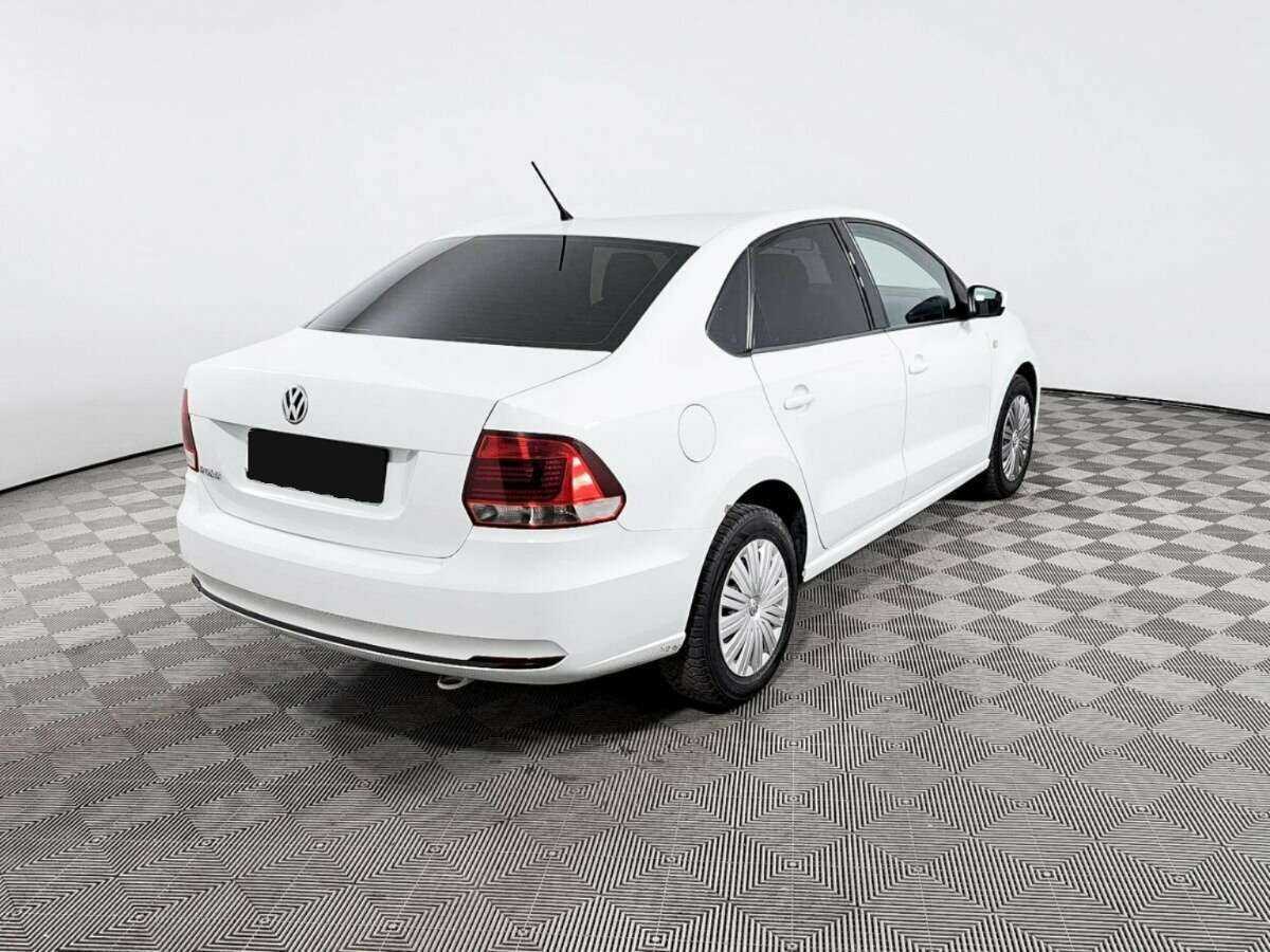 Volkswagen Polo 2015 года с пробегом. Фото: #4