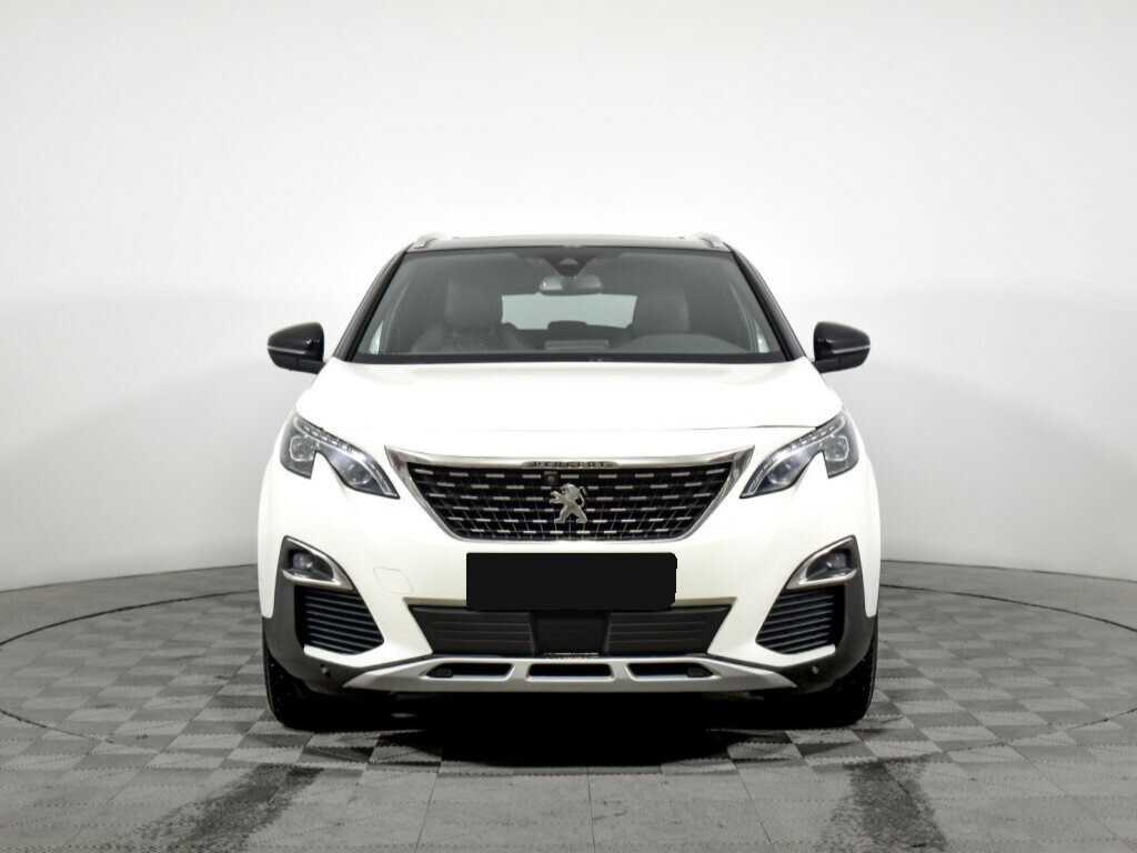 Peugeot 3008 2018 года с пробегом. Фото: #1
