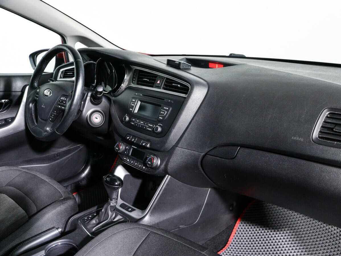 Kia Ceed 2016 года с пробегом. Фото: #8